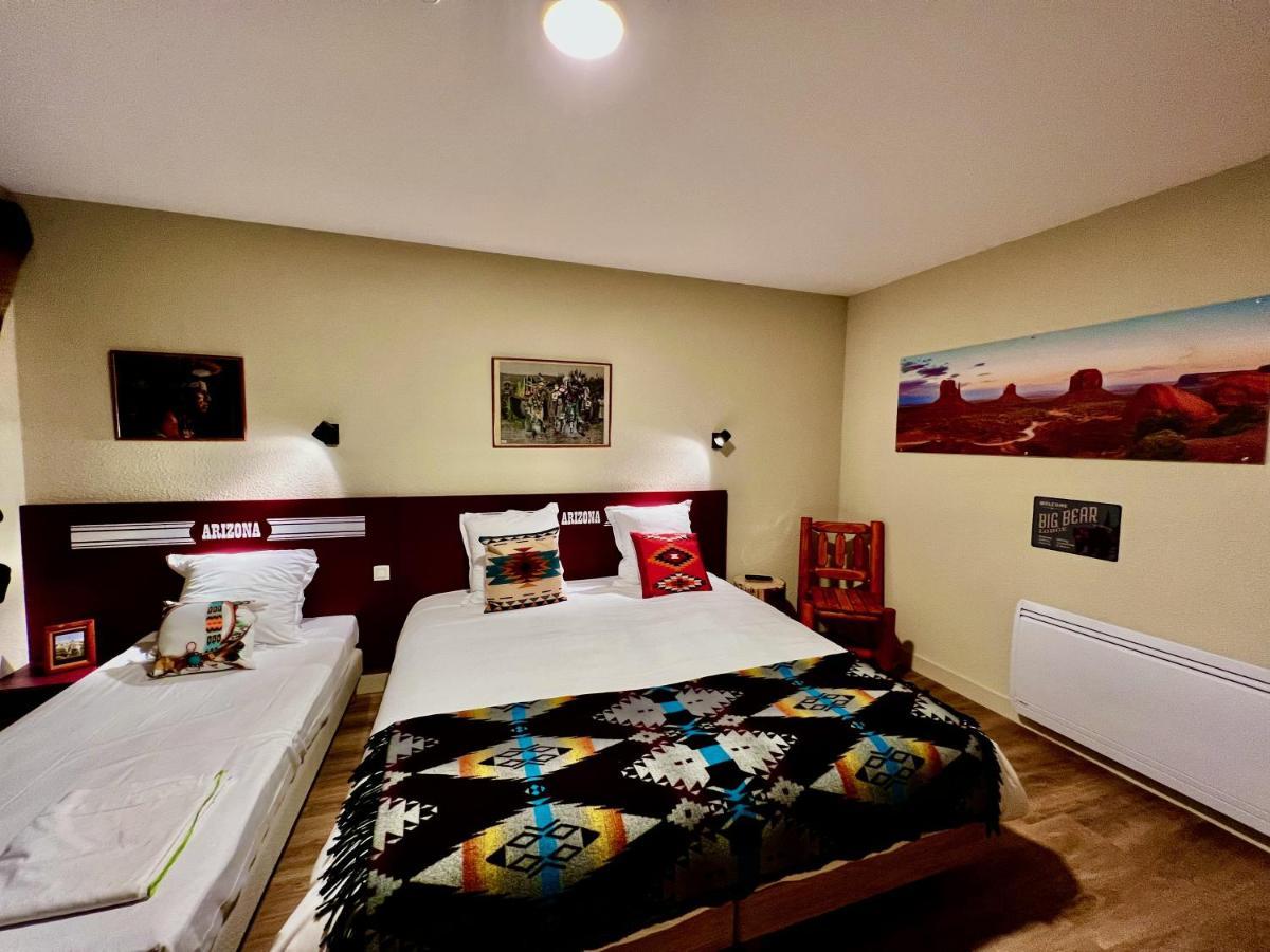 Hotel Le Ranch Brûlon Zewnętrze zdjęcie