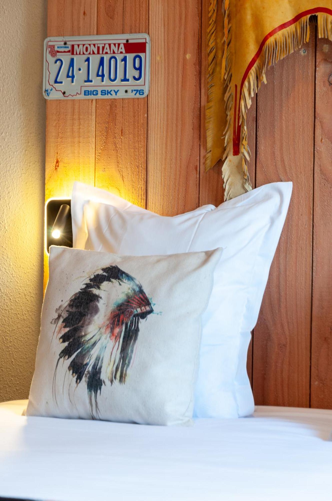 Hotel Le Ranch Brûlon Zewnętrze zdjęcie